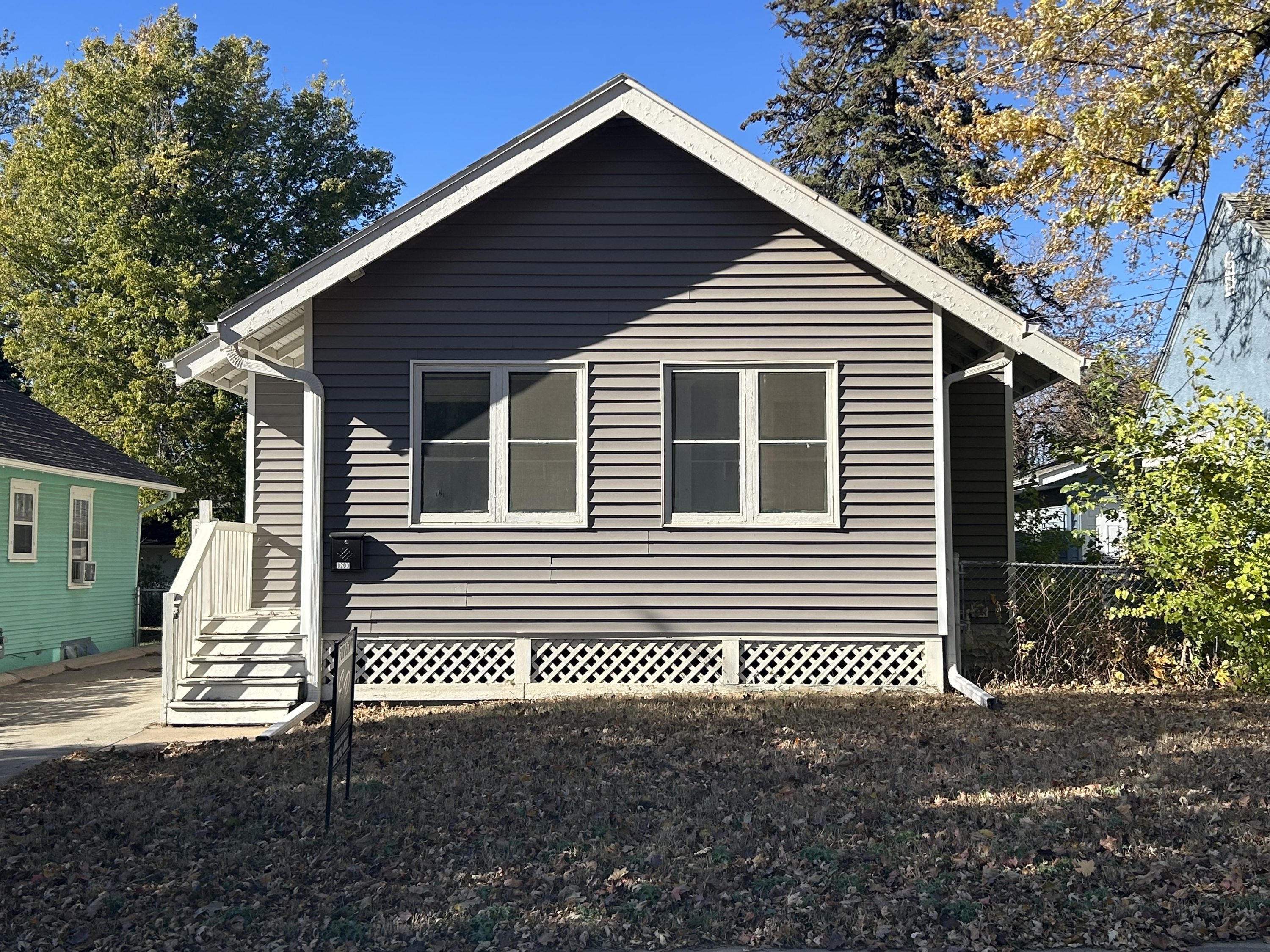 Property thumbnail image